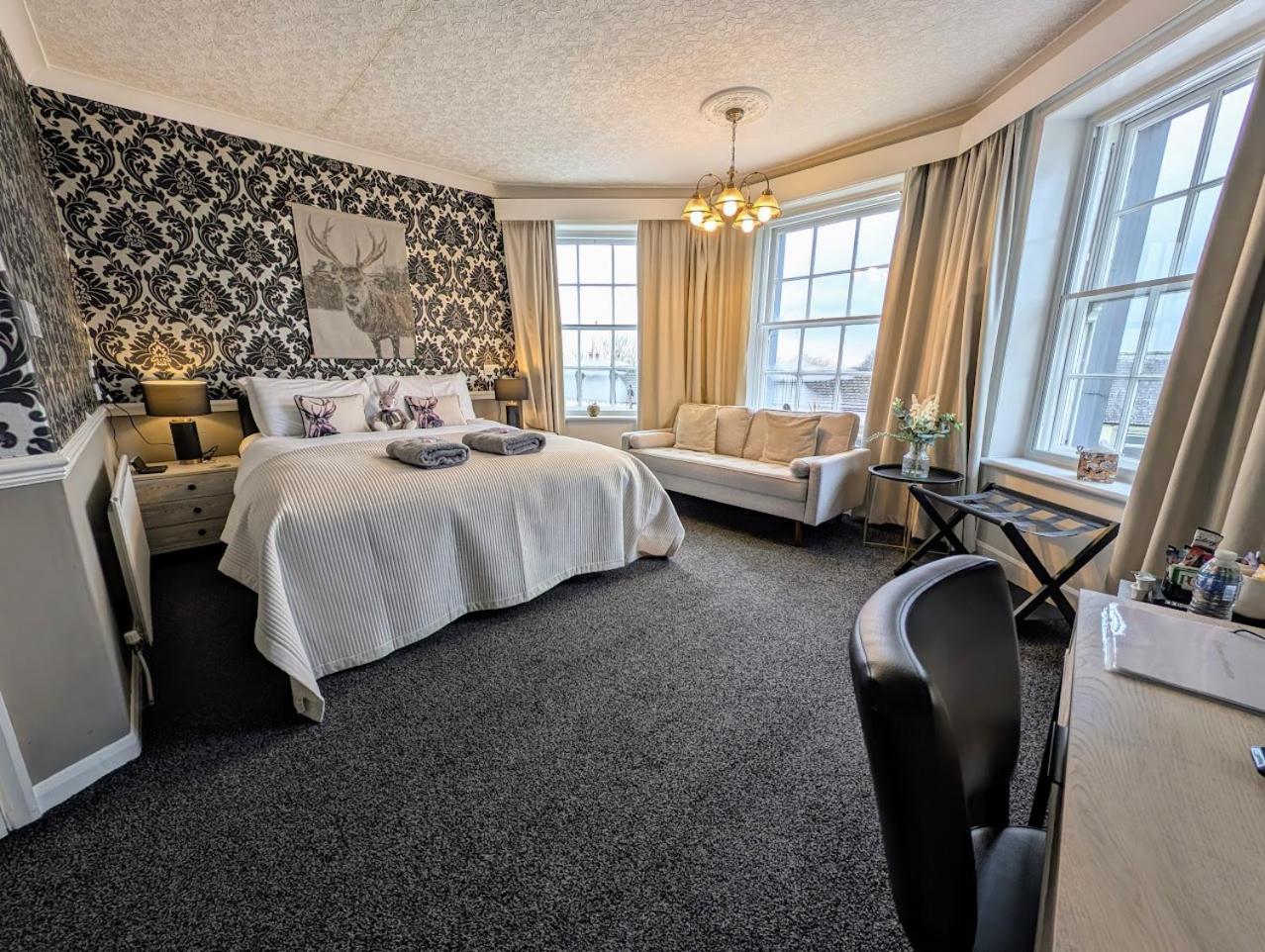Graham Arms Hotel